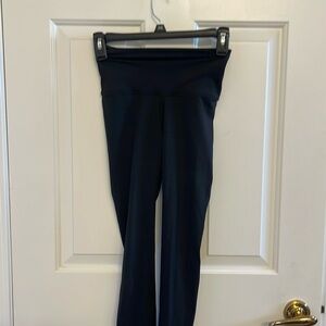 GILLY hicks leggings